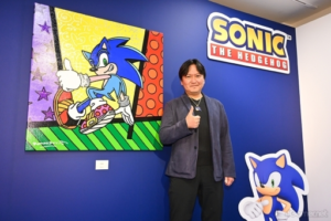 Check Out the First Collaboration With Sonic! Report on the 'Be happy! Romero Britto Japan Exhibition' PRESS PREVIEW with Sonic Series Producer Mr. Iizuka in Attendance.